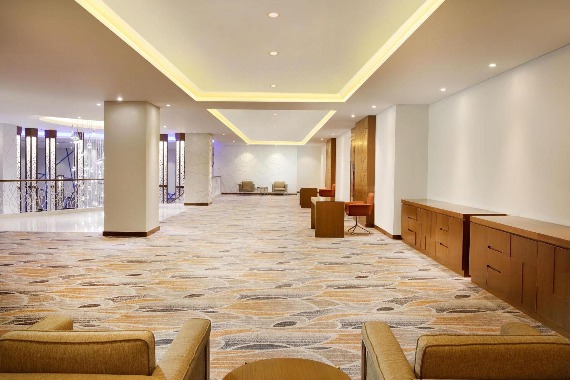 Four Points By Sheraton Manado Kültér fotó