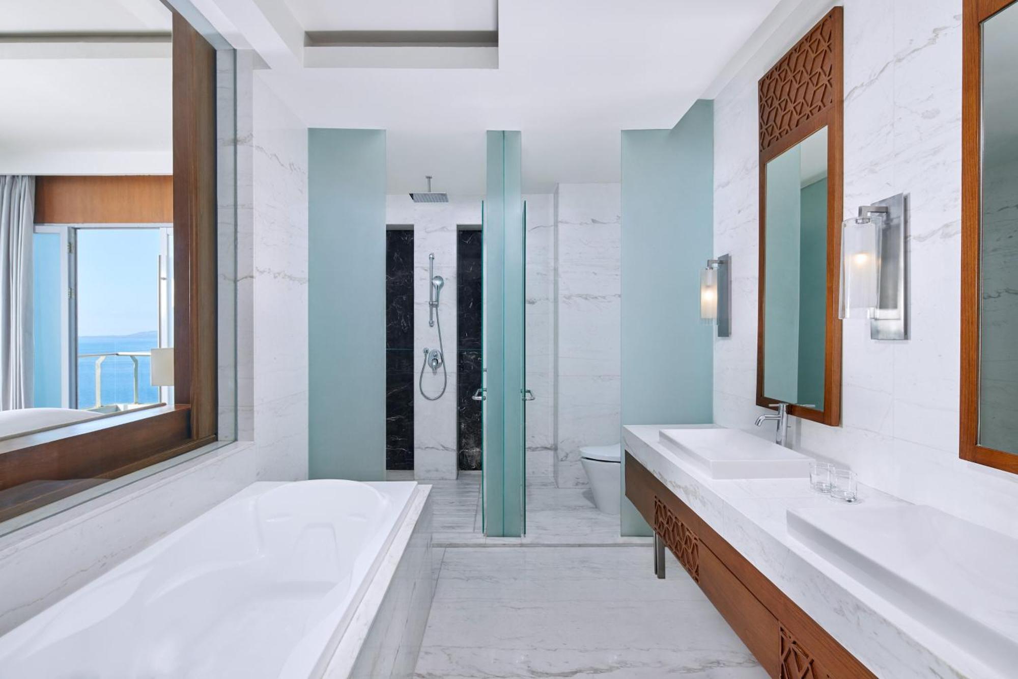 Four Points By Sheraton Manado Kültér fotó
