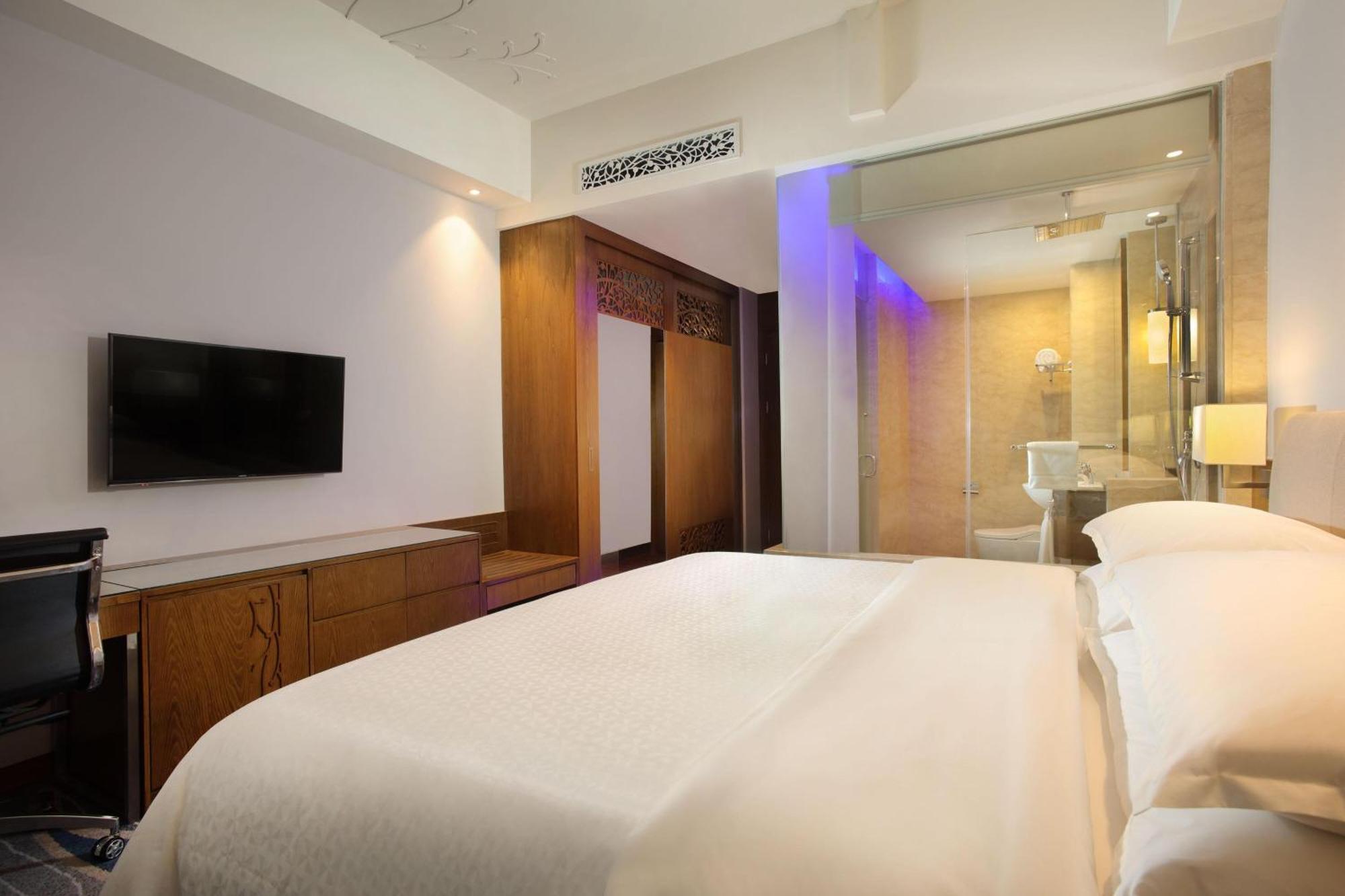 Four Points By Sheraton Manado Kültér fotó